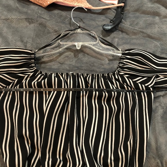 Off Shoulder Striped Romper - Picture 6 of 6